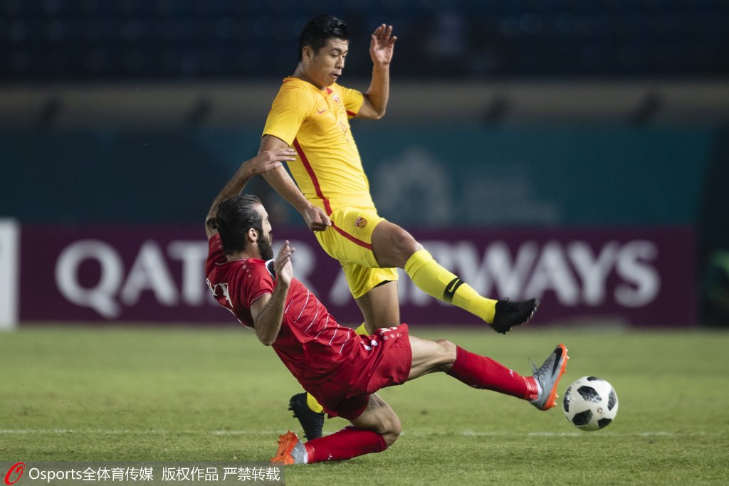 窗口期法兰克福调整名单以备荷甲，复出首秀环节打磨，质疑声仍在，资深球员宣示担当的简单介绍