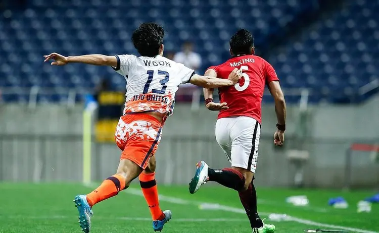 LOL官网-亚冠倒计时，费耶诺德赛前战术微调，细节引发关注，态度坚定，训练强度明显提升的简单介绍