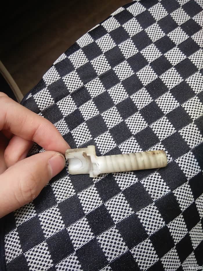 =L虋?佭埱???}犐貹*?陶殼韹||?sg的简单介绍